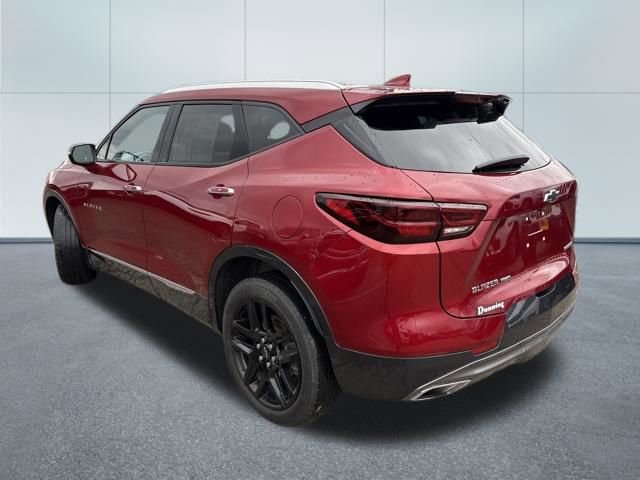 Used 2023 Chevrolet Blazer Premier AWD/4WD image 2