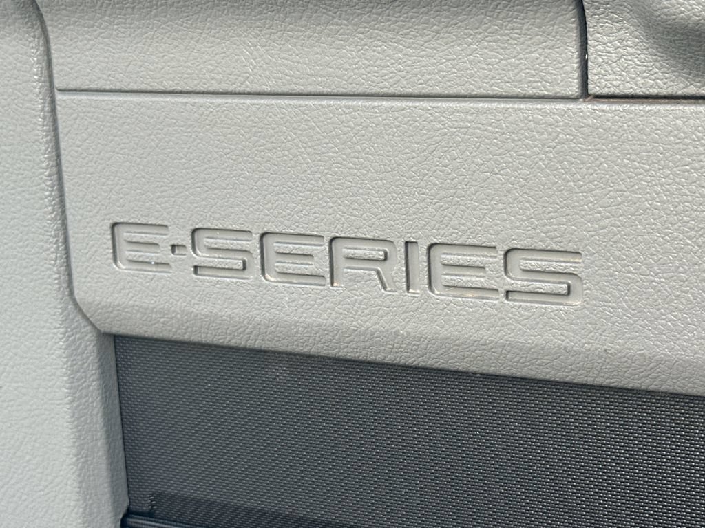 Used 2019 Ford E-450 and Econoline 450 Super Duty w/ Power Windows & Locks Group RWD image 29
