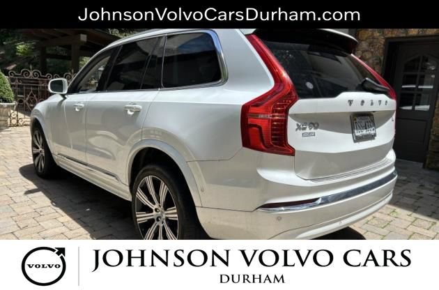 Used 2023 Volvo XC90 T8 Ultimate w/ Protection Package Premier AWD/4WD image 4