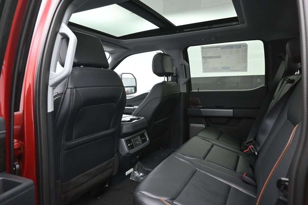 New 2026 Ford F250 Lariat w/ Black Appearance Package AWD/4WD image 2