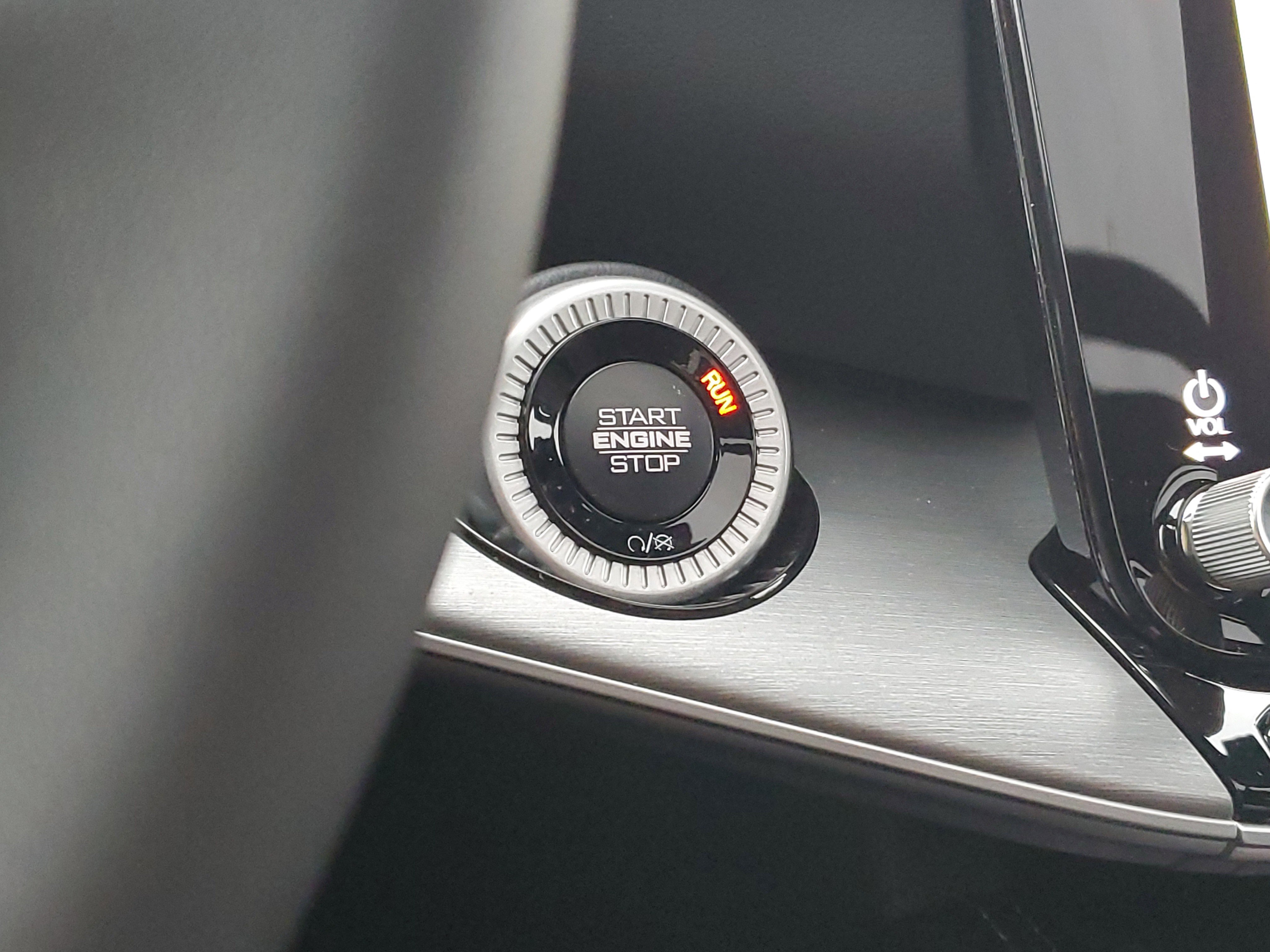 New 2026 Jeep Grand Wagoneer L Limited image 16