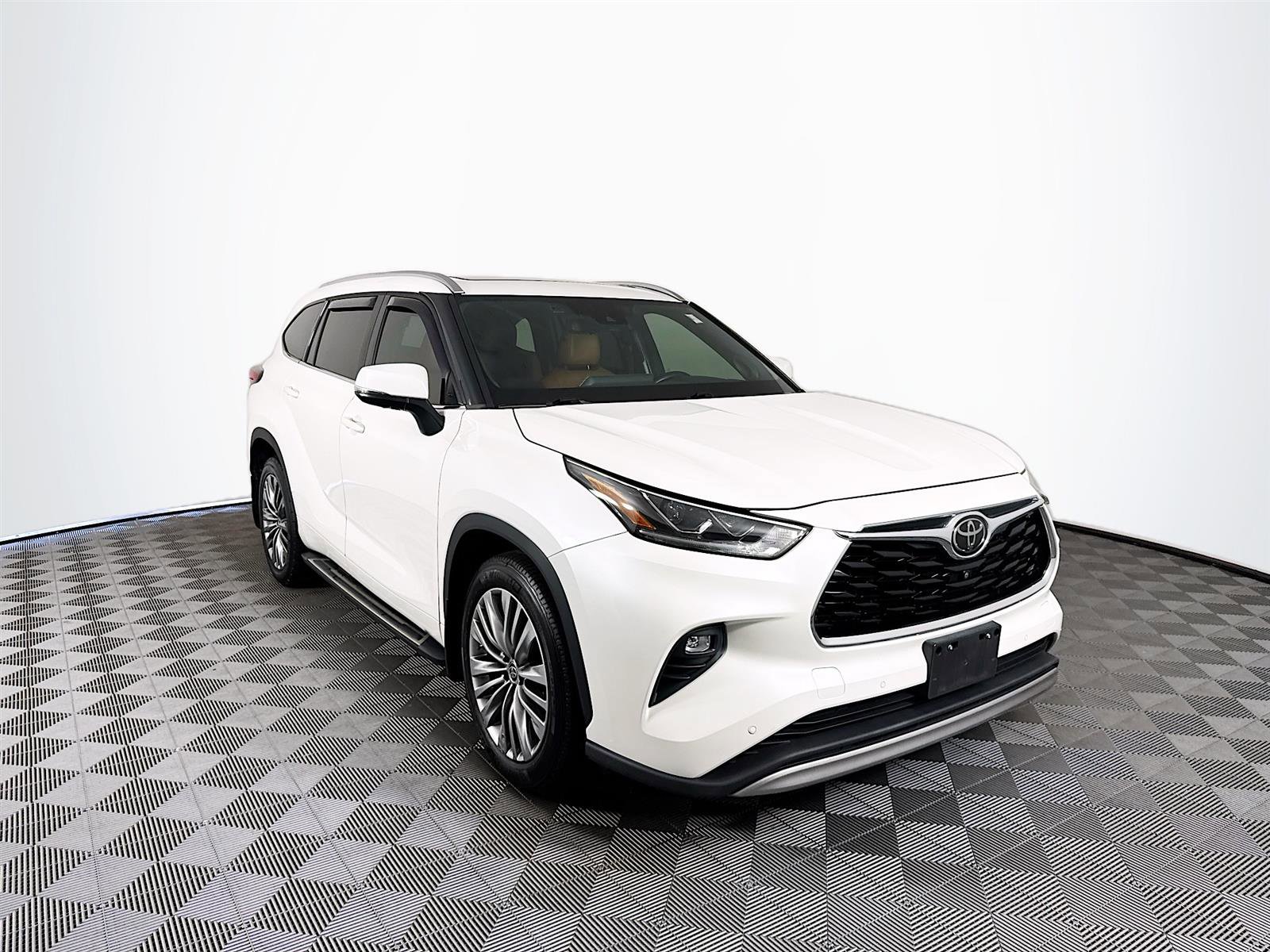 Used 2021 Toyota Highlander Platinum