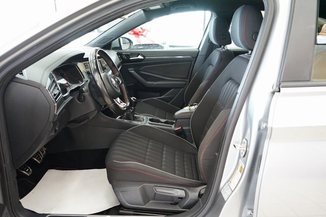 Used 2019 Volkswagen Jetta GLI image 27