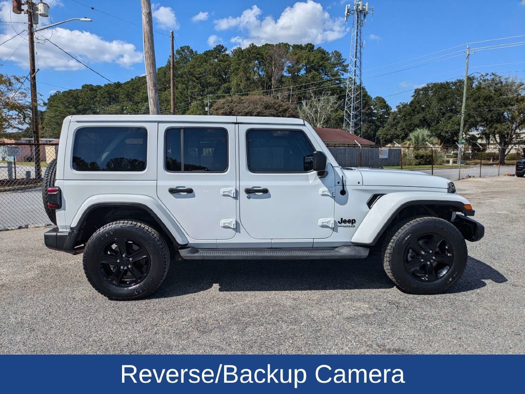 Used 2021 Jeep Wrangler Unlimited Sahara AWD/4WD image 3