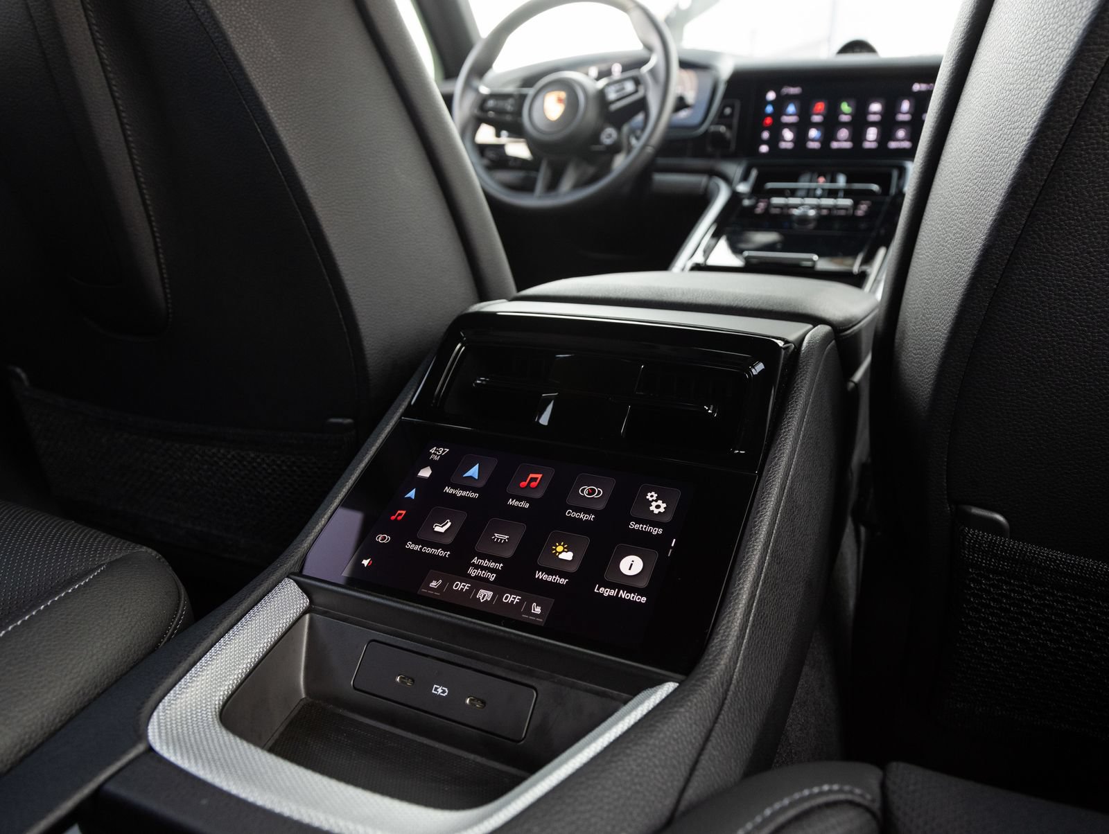 Certified 2025 Porsche Panamera image 28