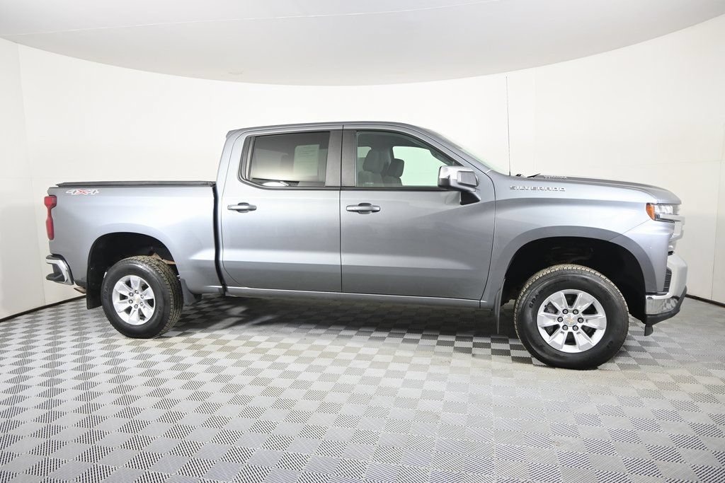 Used 2022 Chevrolet Silverado 1500 LT w/ Bed Protection Package AWD/4WD image 9