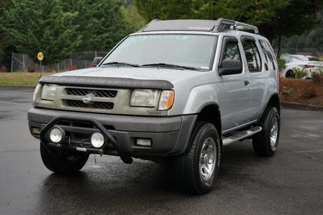 Used 2000 Nissan Xterra SE image 7