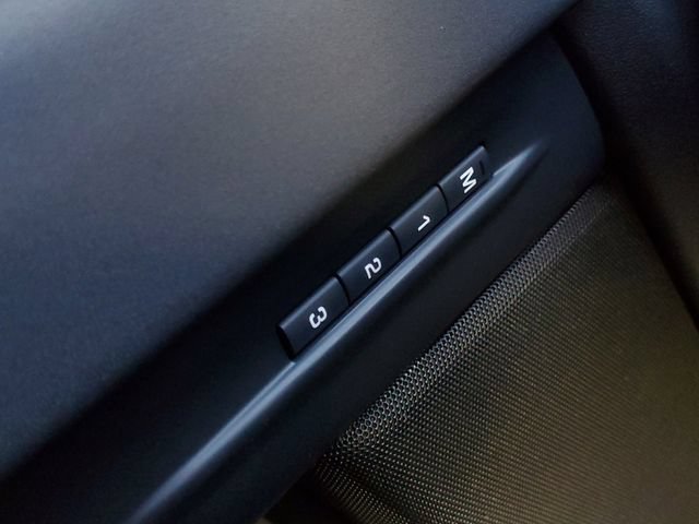 New 2026 Land Rover Range Rover Evoque Dynamic SE AWD/4WD image 23