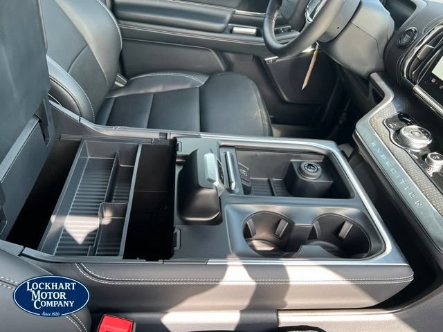 New 2027 Ford Expedition Platinum w/ Stealth Appearance Package AWD/4WD image 34