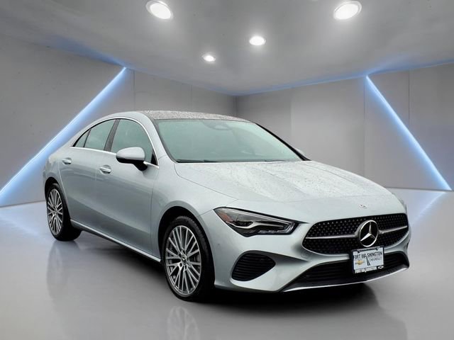Used 2025 Mercedes-Benz CLA 250 4MATIC image 1