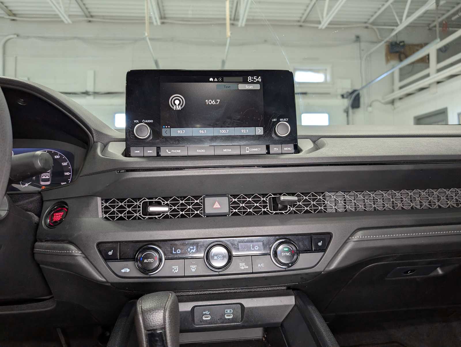 Used 2023 Honda Accord EX image 31