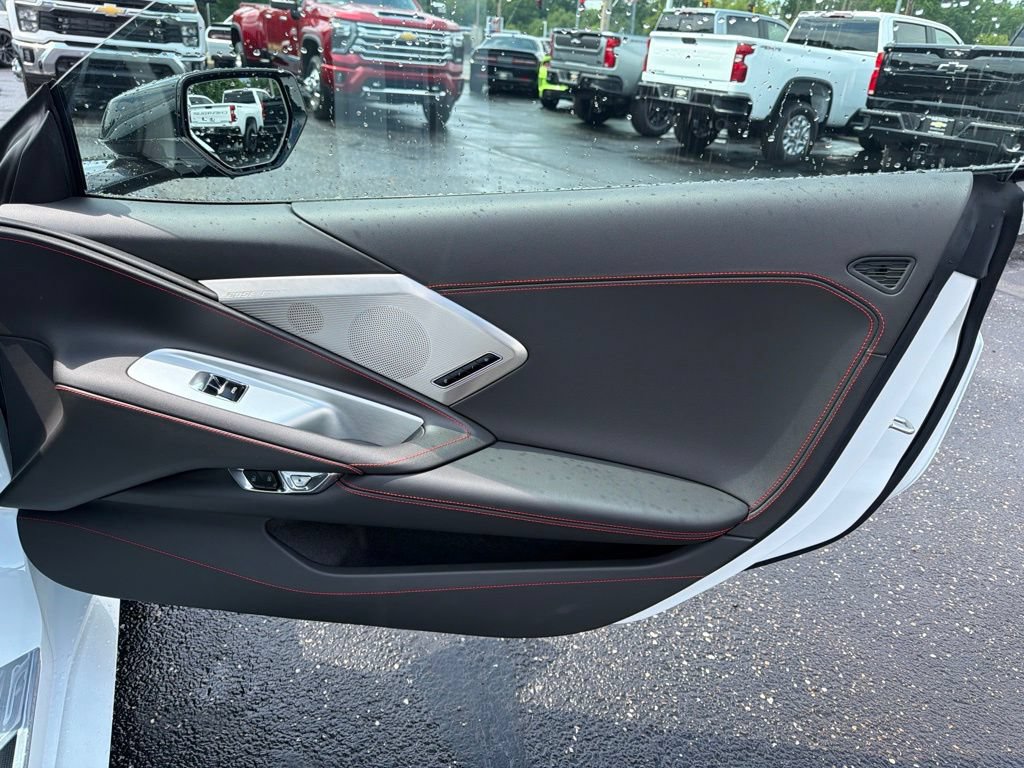 New 2026 Chevrolet Corvette Stingray Preferred Cpe RWD image 26