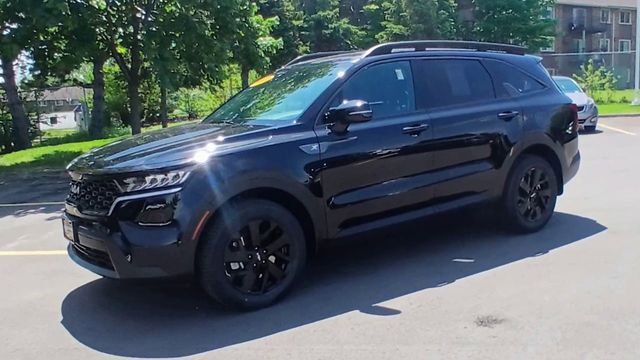 Certified 2023 Kia Sorento S AWD/4WD image 7