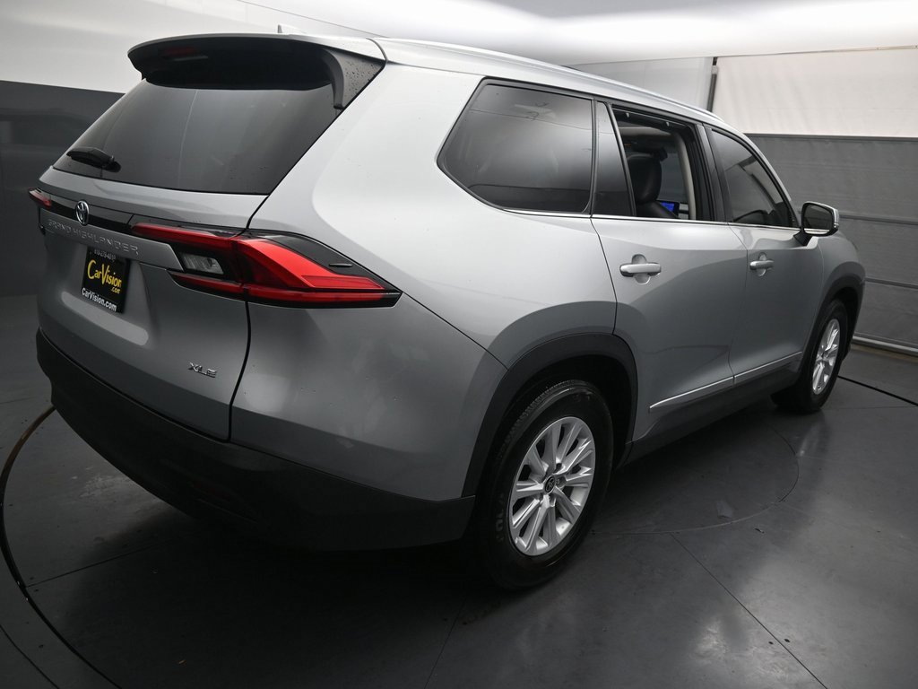 Used 2024 Toyota Grand Highlander XLE image 13
