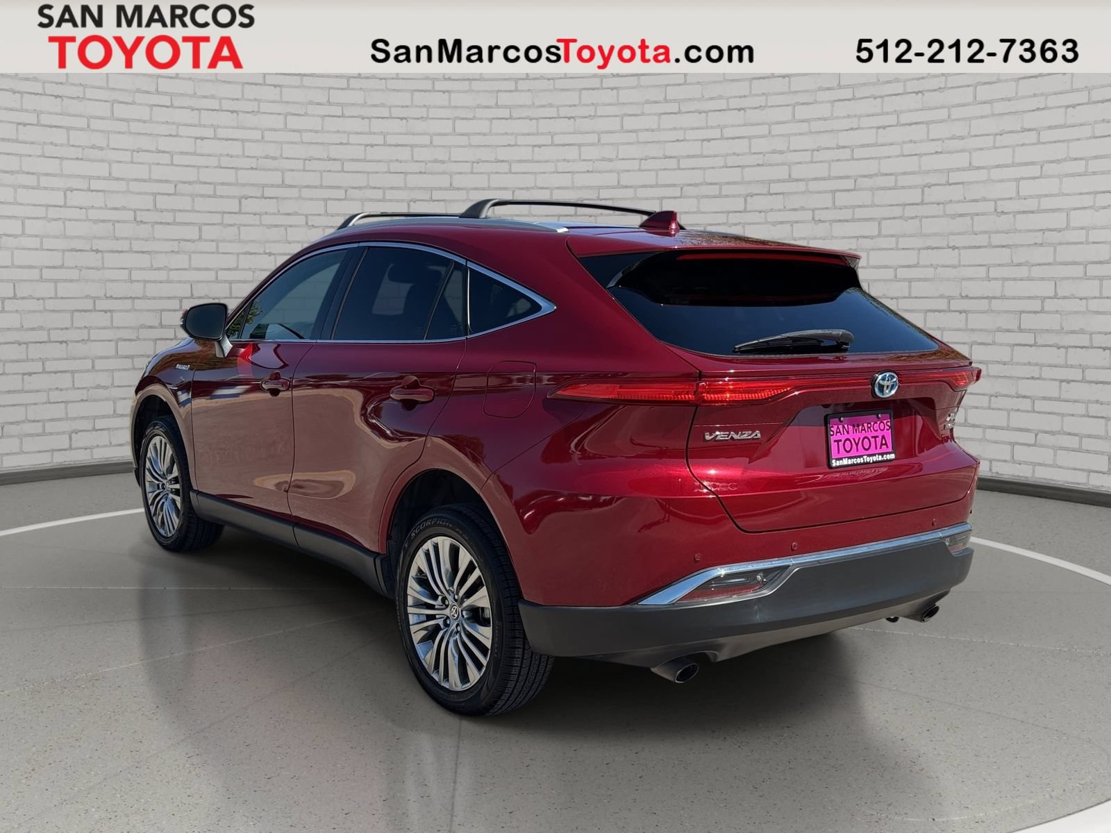 Used 2021 Toyota Venza XLE w/ Softex Package AWD/4WD image 8