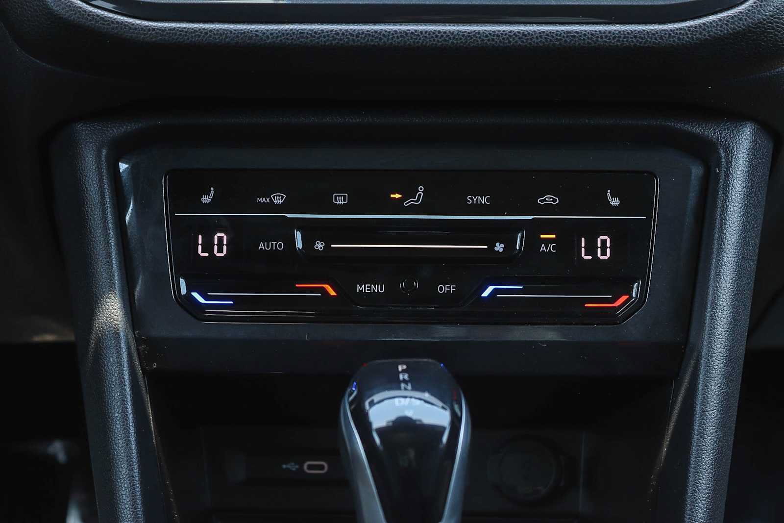 Certified 2023 Volkswagen Tiguan SE R-Line FWD image 13
