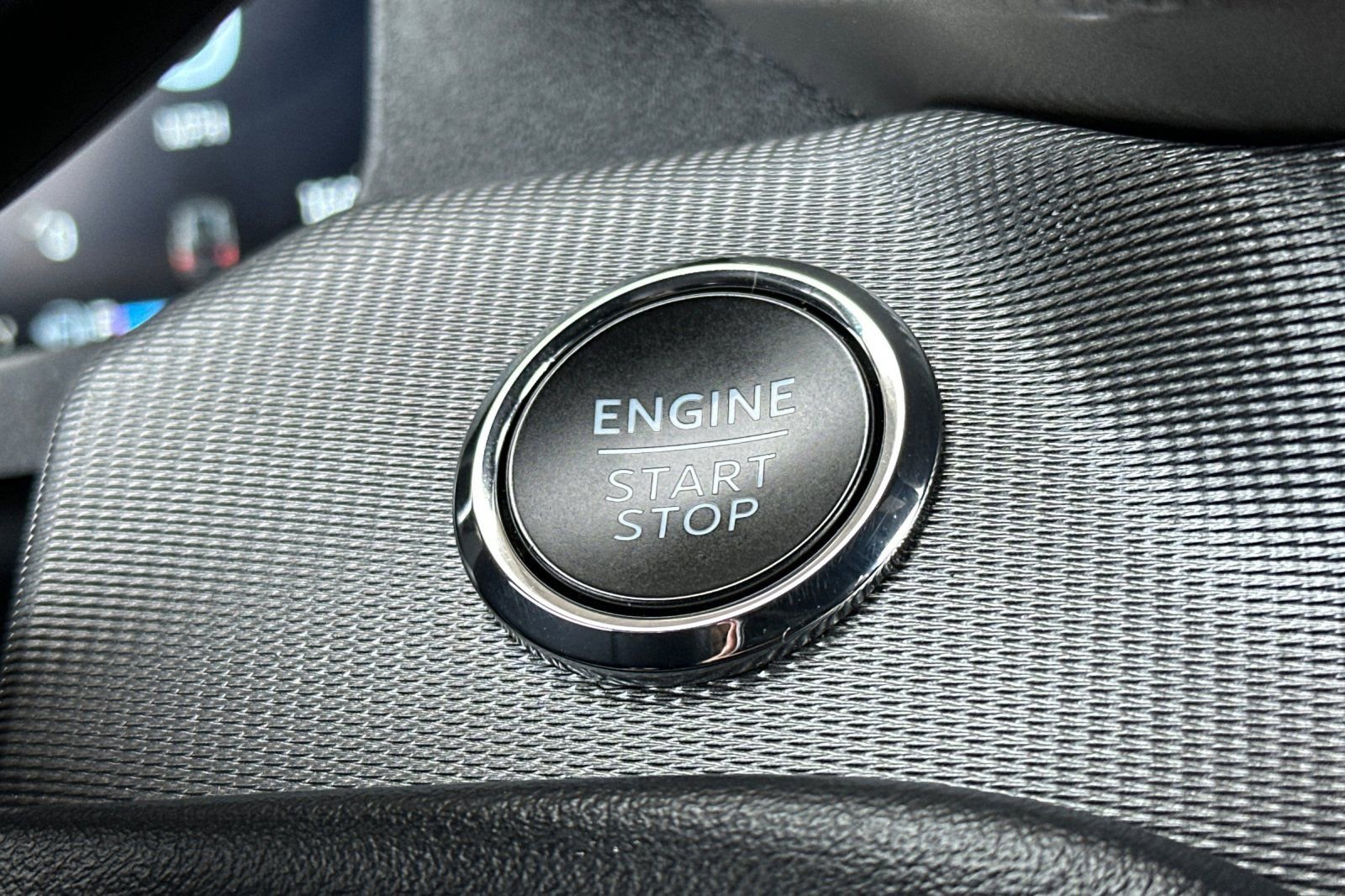 Used 2025 Ford Explorer ST-Line image 22