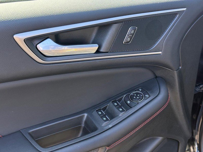Certified 2022 Ford Edge ST-Line image 20