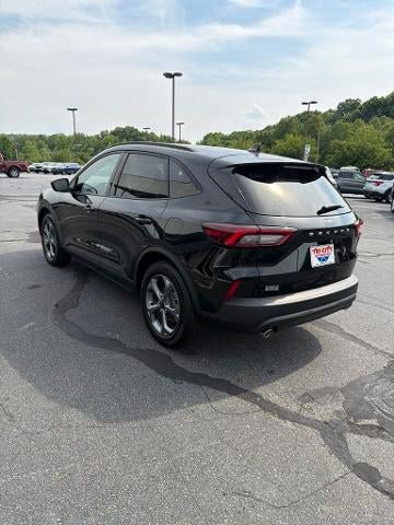 New 2025 Ford Escape ST-Line w/ Cold Weather Package FWD image 7