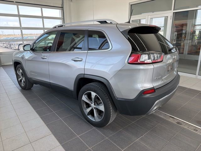 Used 2020 Jeep Cherokee Limited image 3