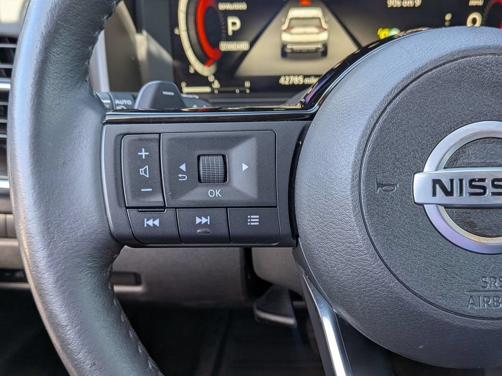 Used 2021 Nissan Rogue Platinum FWD image 21