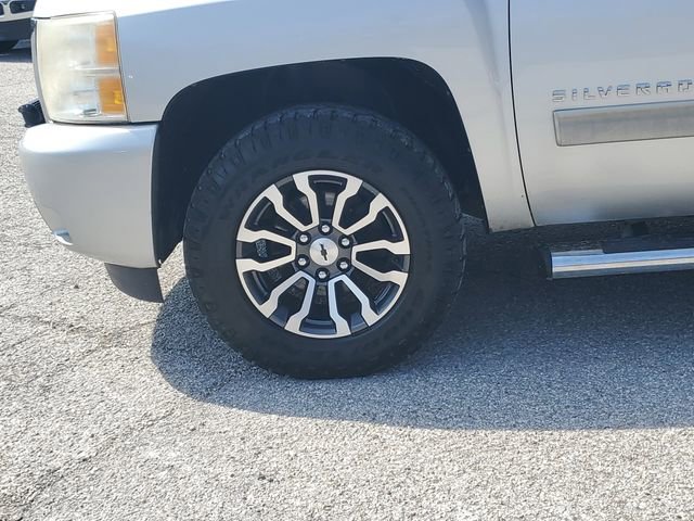 Used 2011 Chevrolet Silverado 1500 LT w/ All-Star Edition image 8