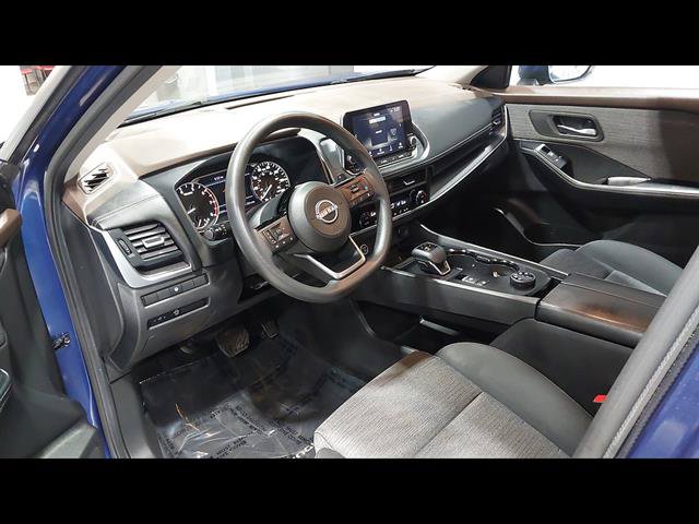 Used 2023 Nissan Rogue SV AWD/4WD image 19