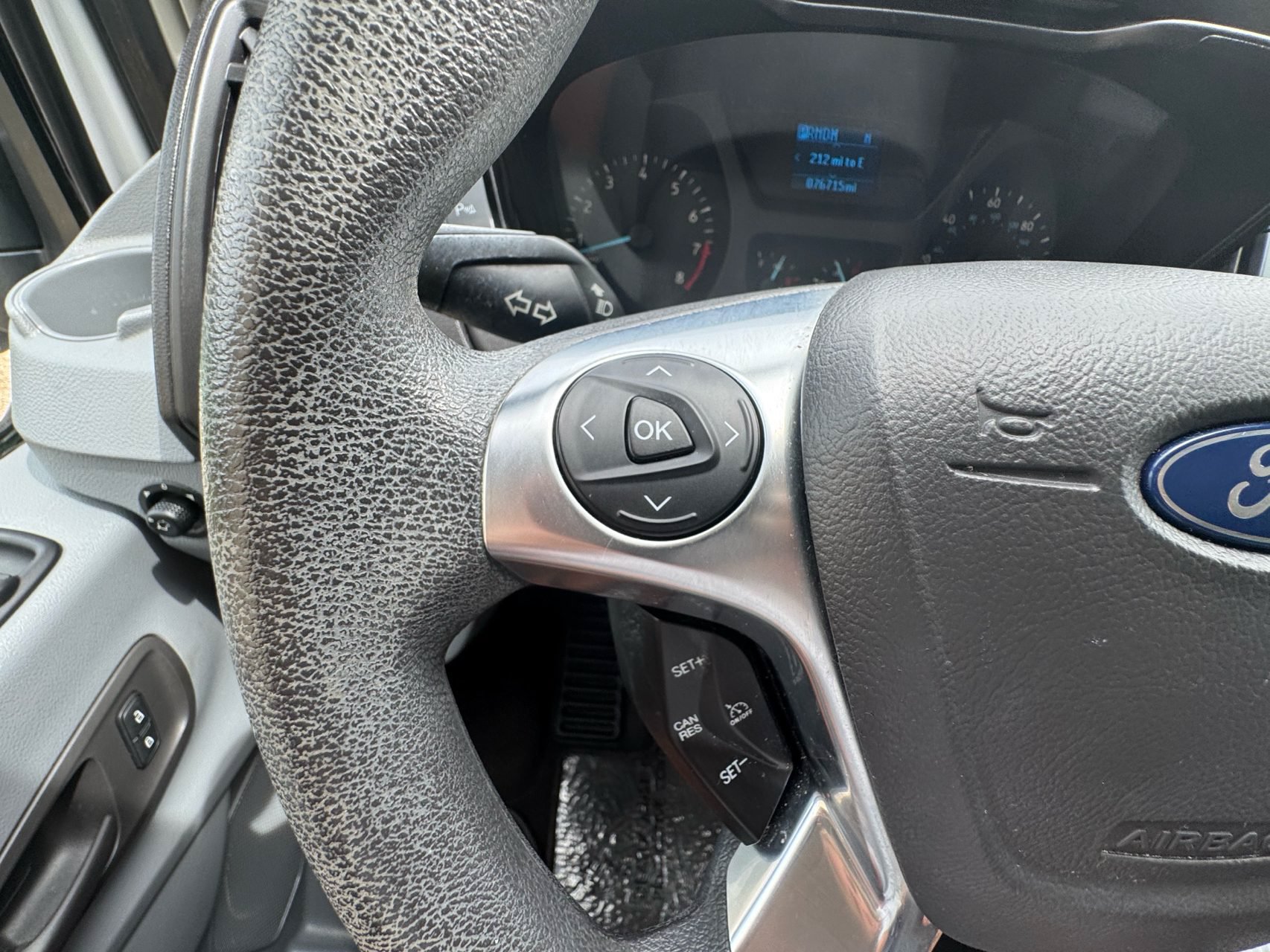 Used 2018 Ford Transit 150 XL RWD image 18