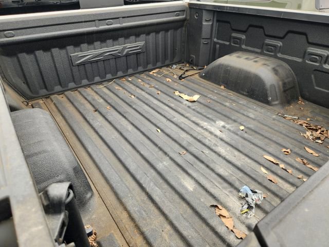 Used 2023 Chevrolet Silverado 1500 ZR2 w/ Technology Package AWD/4WD image 8