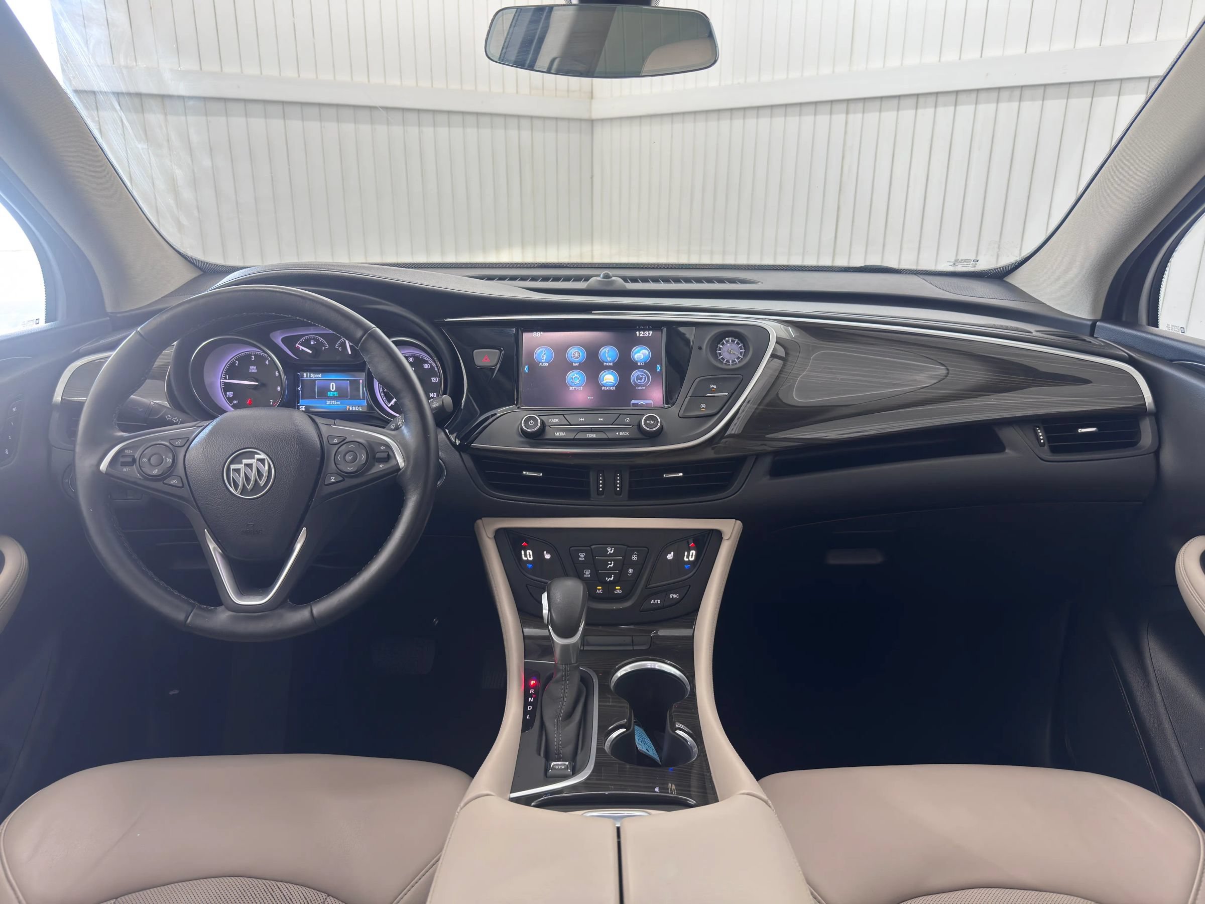 Used 2020 Buick Envision Essence FWD image 17