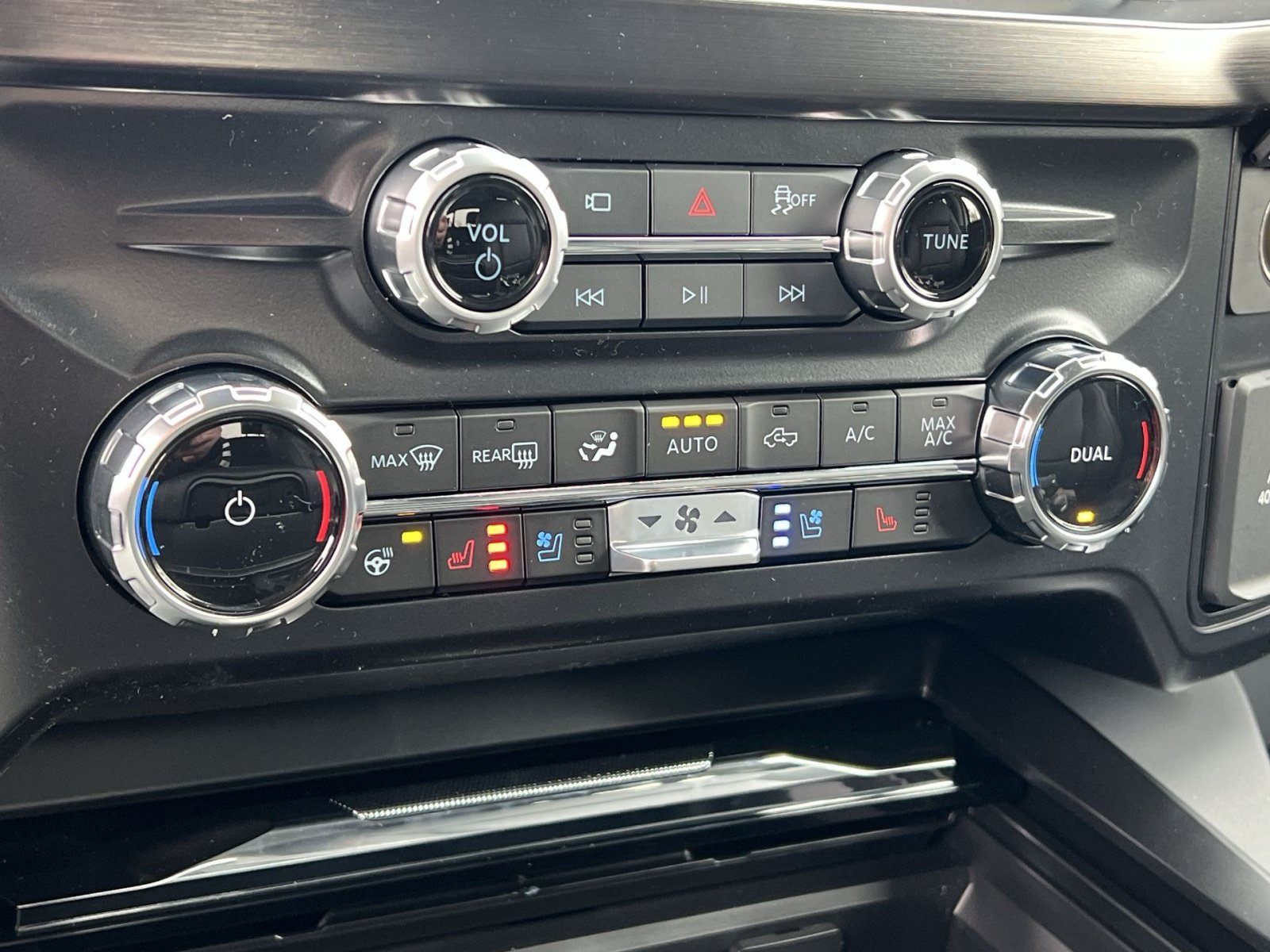 New 2026 Ford F250 Lariat w/ Lariat Premium Package AWD/4WD image 21