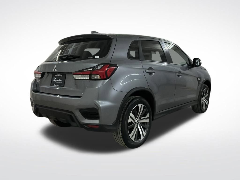 Used 2025 Mitsubishi Outlander Sport ES AWD/4WD image 3