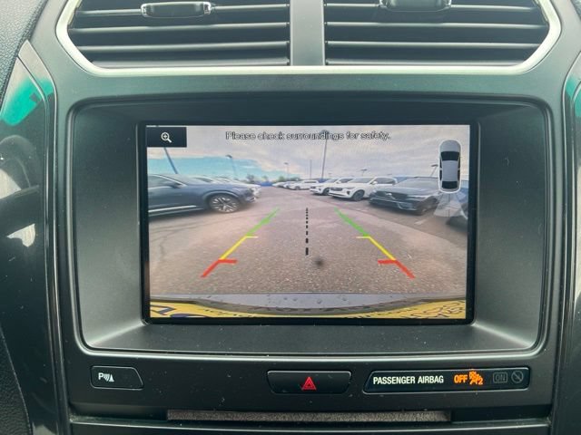 Used 2016 Ford Explorer XLT w/ Equipment Group 202A FWD image 15