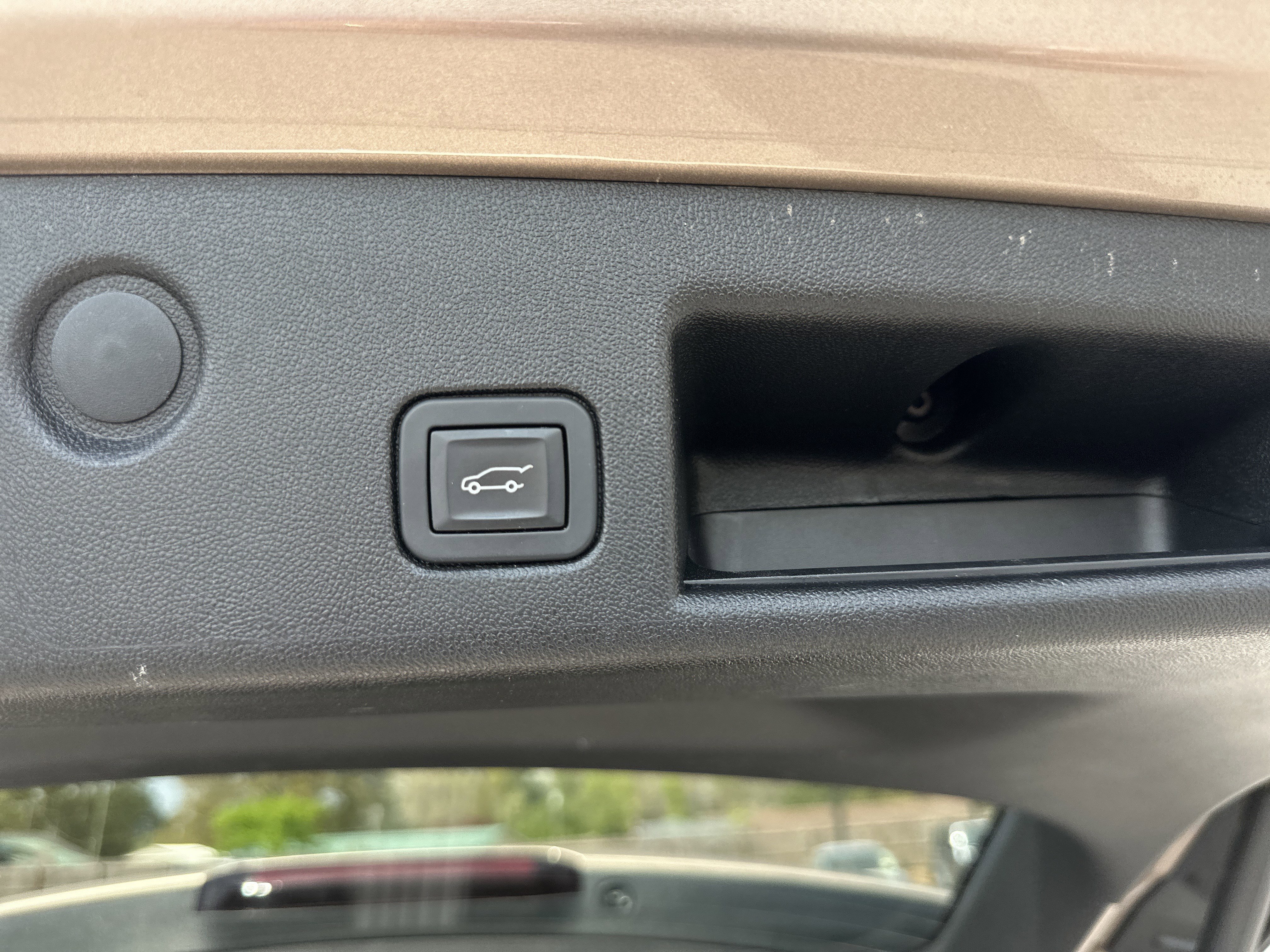 Used 2019 Chevrolet Equinox LT w/ Sun & Navigation Package image 20