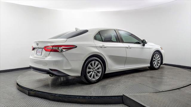 Used 2020 Toyota Camry LE FWD image 8