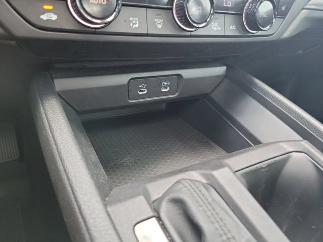 Certified 2025 Honda Accord SE image 22
