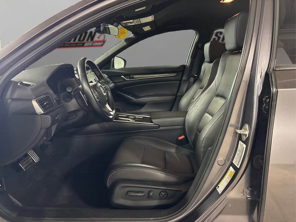 Used 2019 Honda Accord Sport image 9