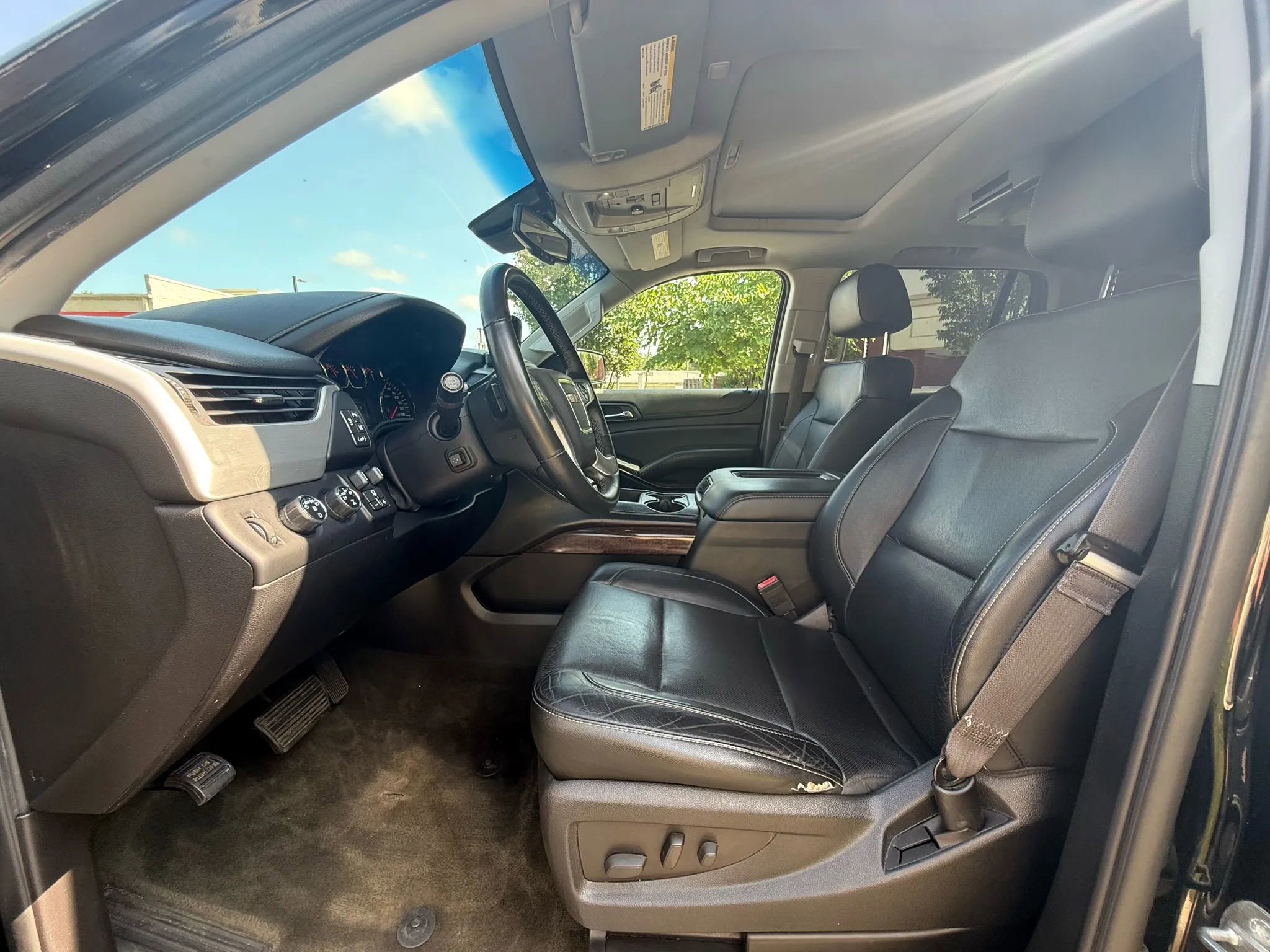 Used 2015 GMC Yukon SLT w/ HD Trailering Package image 14