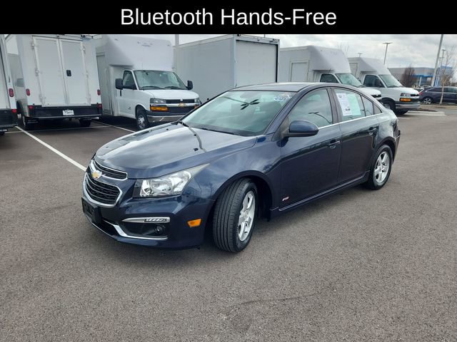 Used 2015 Chevrolet Cruze LT w/ Sun And Sound Package image 3