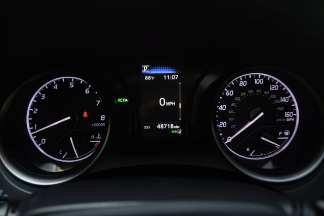 Used 2022 Toyota Camry SE w/ Audio Upgrade Package FWD image 3