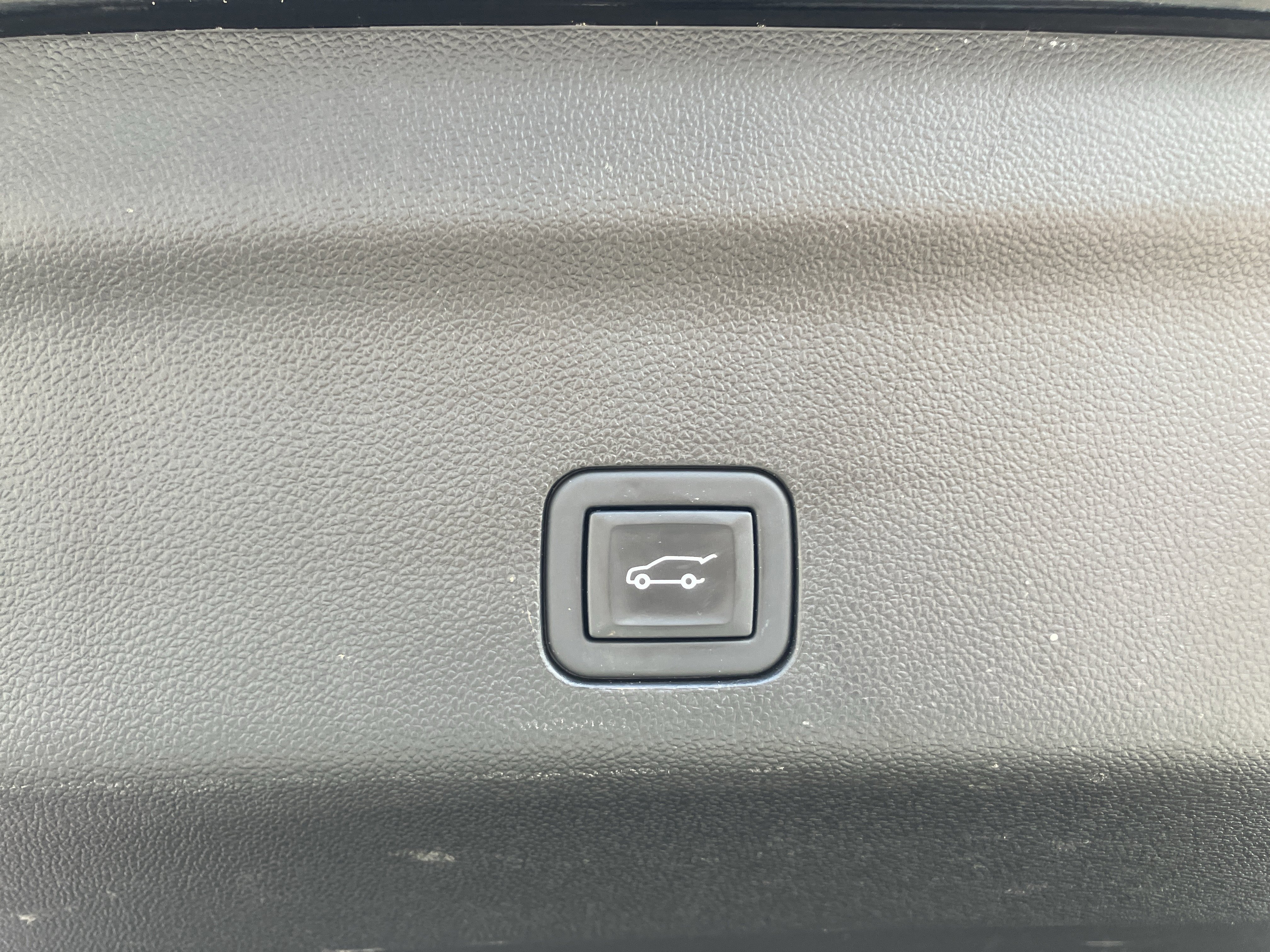 Used 2023 Chevrolet Tahoe RST w/ Luxury Package image 8