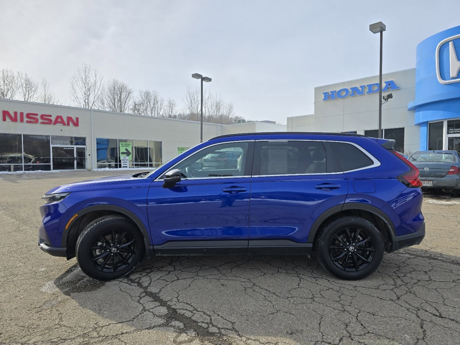 Used 2025 Honda CR-V Sport-L image 11