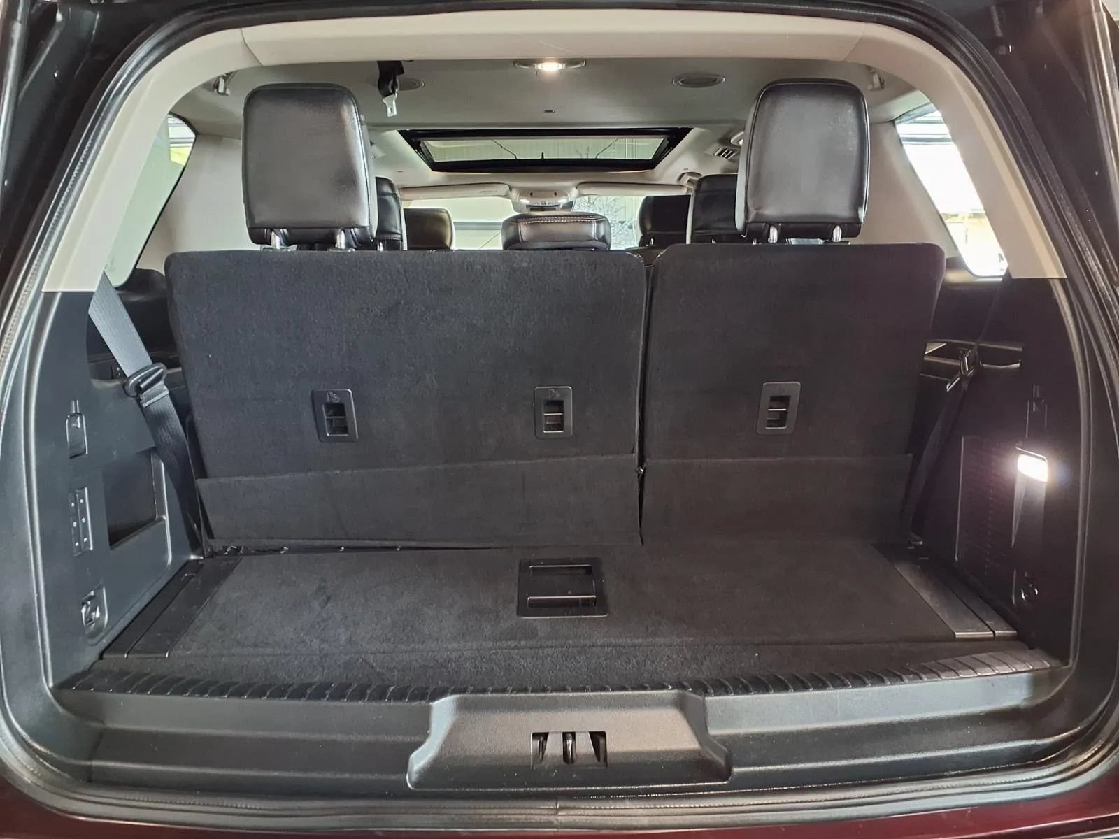 Used 2020 Ford Expedition Platinum AWD/4WD image 6