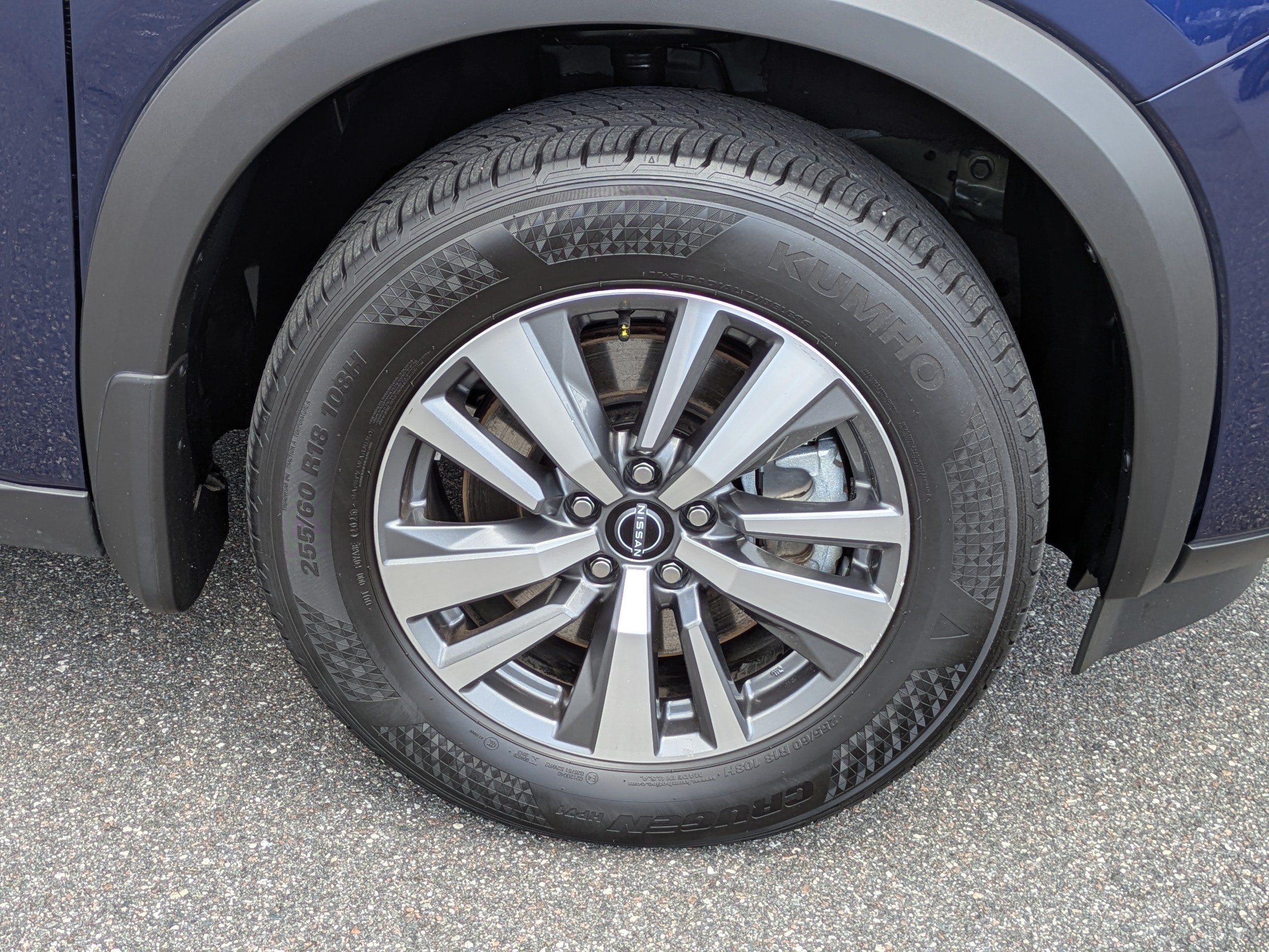 Certified 2025 Nissan Pathfinder SL w/ Cargo Package FWD image 11