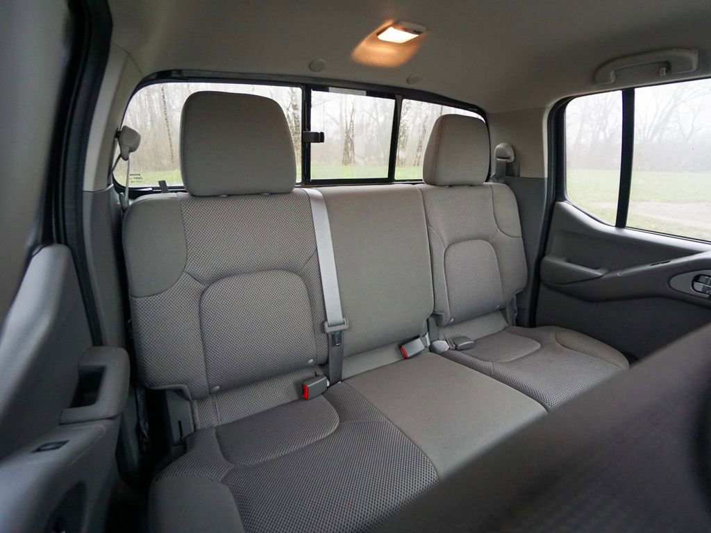 Used 2021 Nissan Frontier SV w/ SV Utility Package image 26