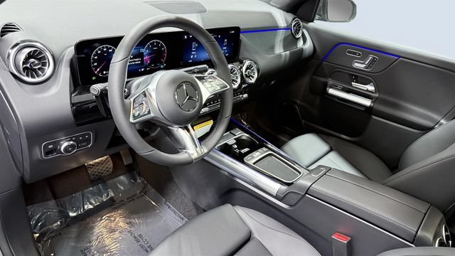 Used 2026 Mercedes-Benz GLA 250 4MATIC image 5