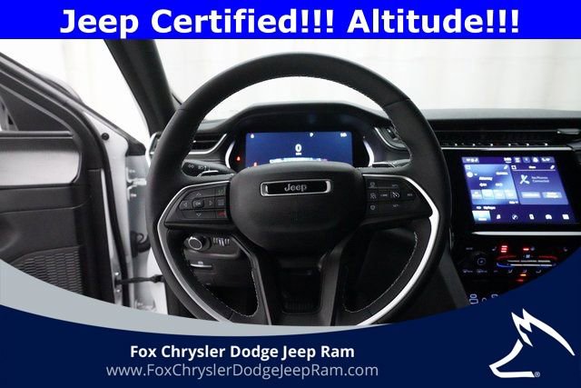 Certified 2023 Jeep Grand Cherokee L Laredo image 4