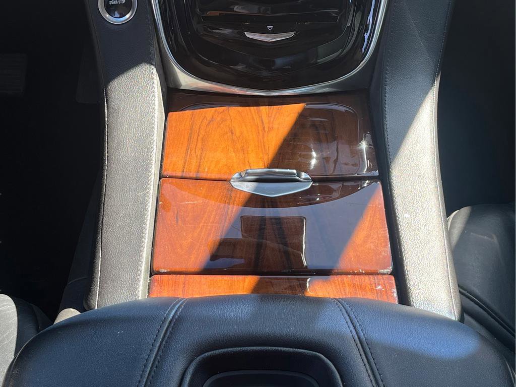 Used 2015 Cadillac Escalade ESV Premium image 15