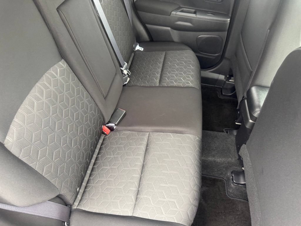 Used 2021 Mitsubishi Outlander Sport LE AWD/4WD image 46