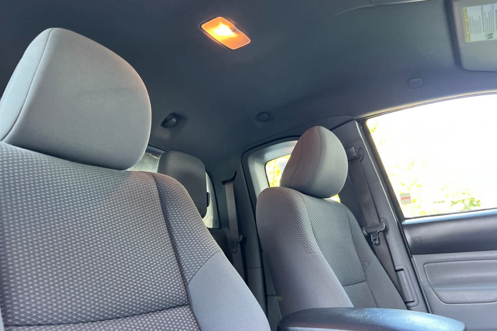 Used 2012 Toyota Tacoma 2WD Access Cab image 17